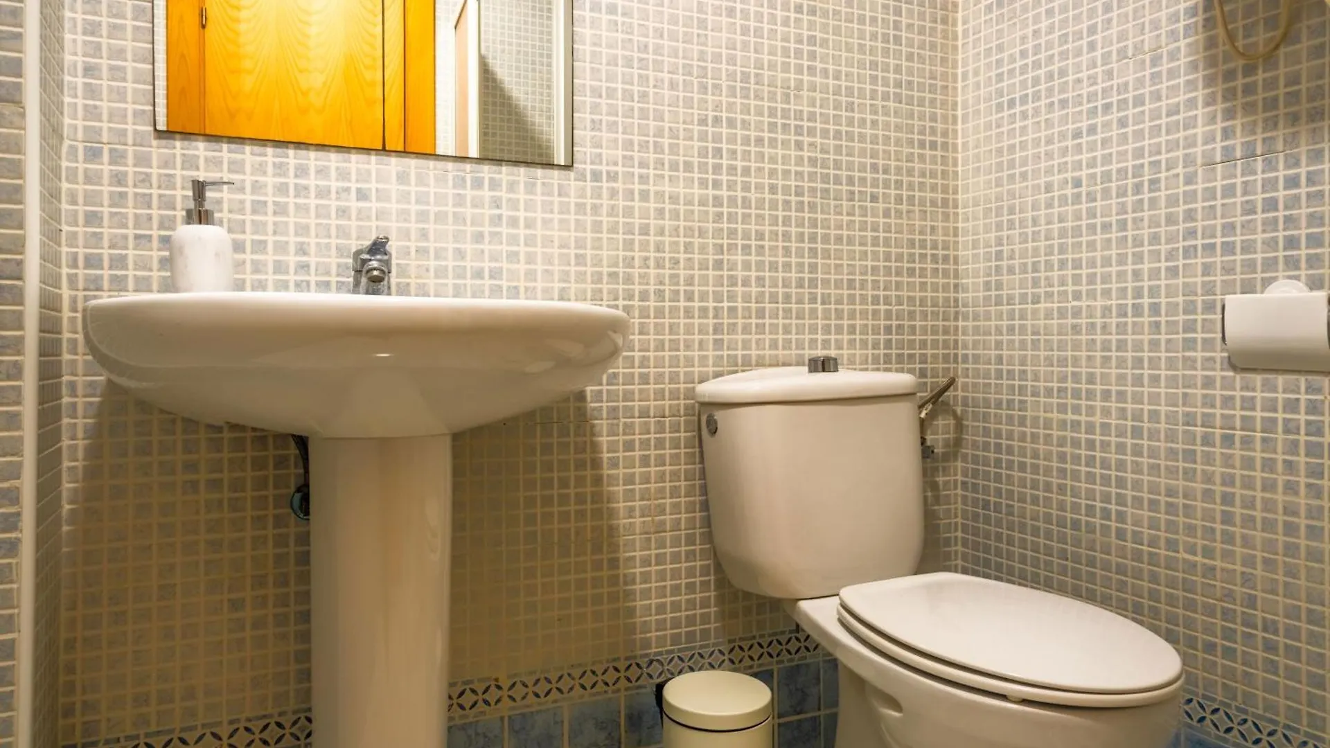 Atico Torre Del Mar Apartment 0*,